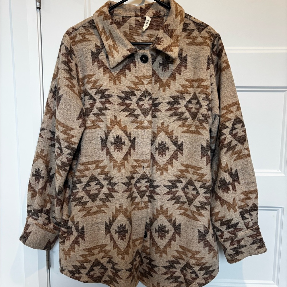 Kori Tan and Brown Geometric Cape